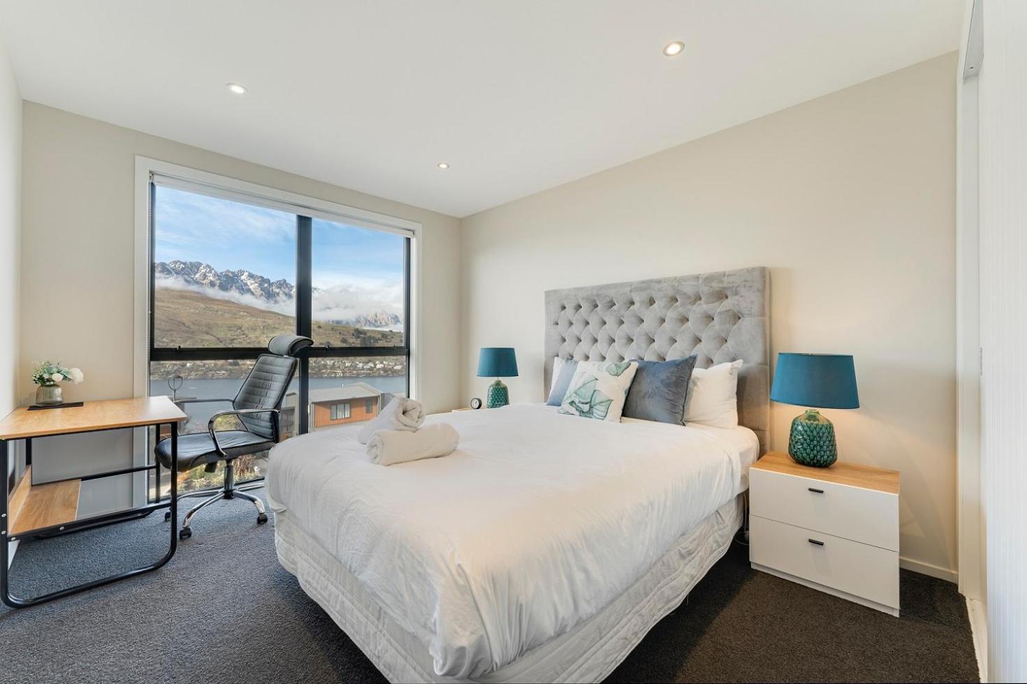 Queenstown Lake And Mountain View Retreat Free Wifi Free Street Parking Екстер'єр фото