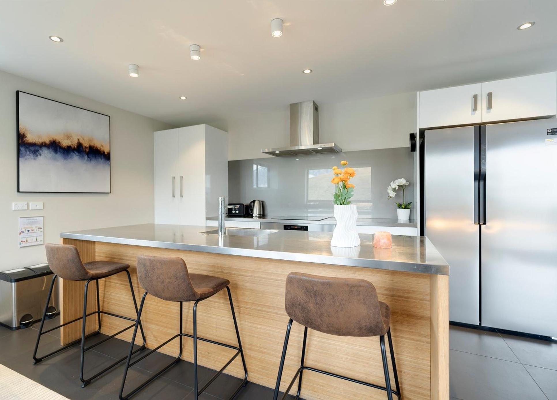 Queenstown Lake And Mountain View Retreat Free Wifi Free Street Parking Екстер'єр фото