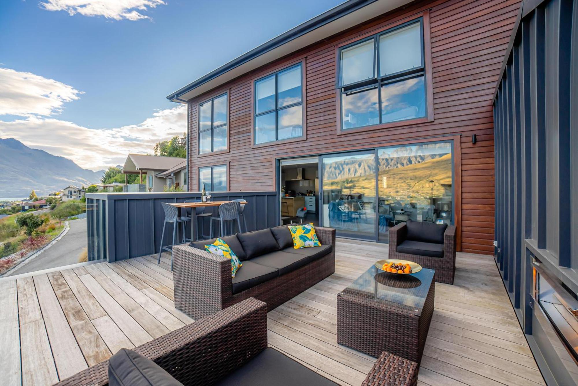 Queenstown Lake And Mountain View Retreat Free Wifi Free Street Parking Екстер'єр фото